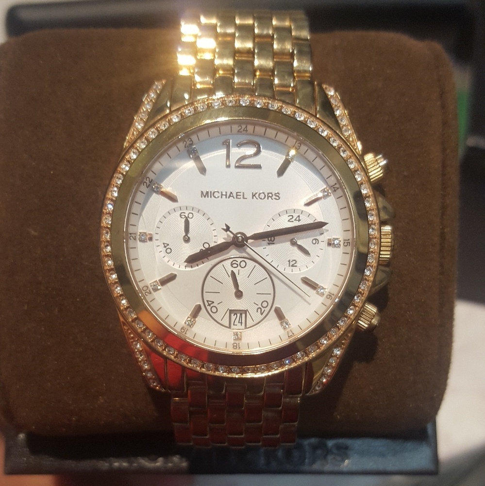 Michael Kors rose gold watch